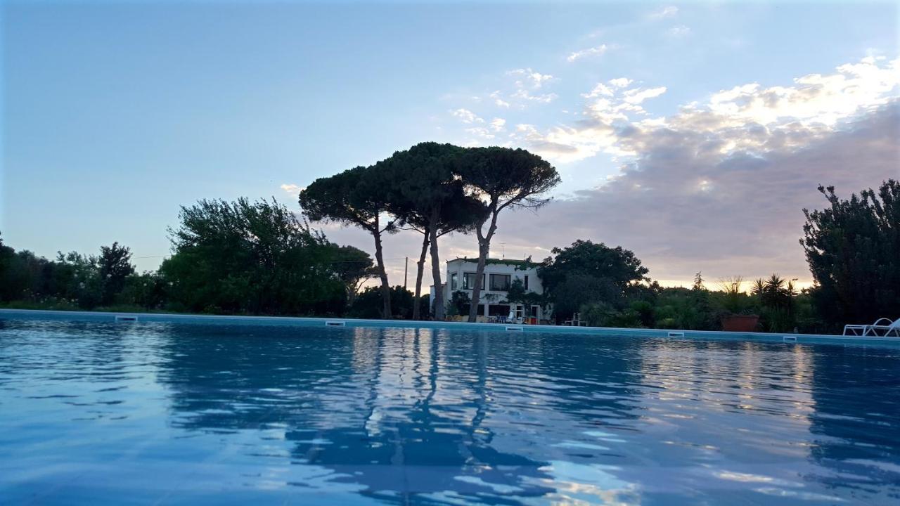 Tenuta Donnanna Agriturismo&Glamping Galatone Buitenkant foto