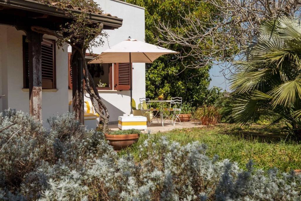 Tenuta Donnanna Agriturismo&Glamping Galatone Buitenkant foto
