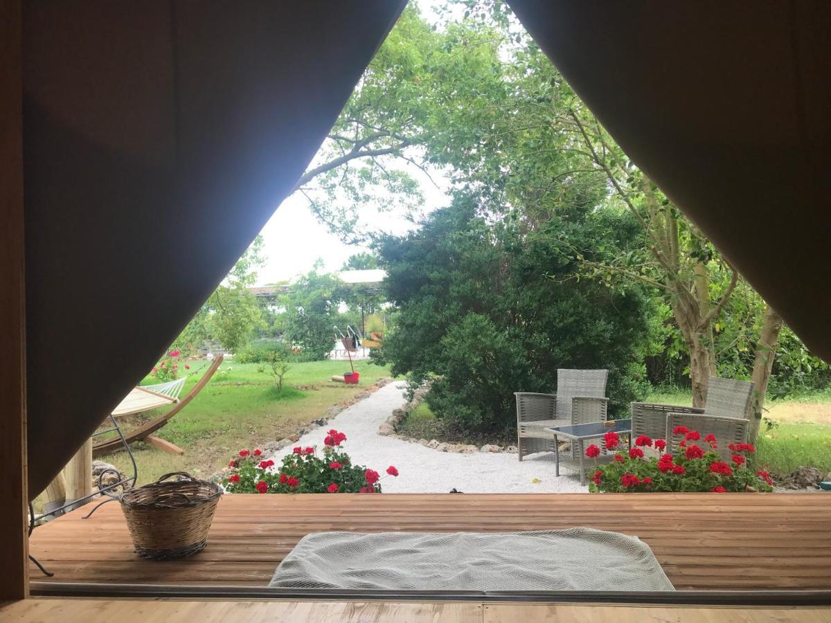 Tenuta Donnanna Agriturismo&Glamping Galatone Buitenkant foto