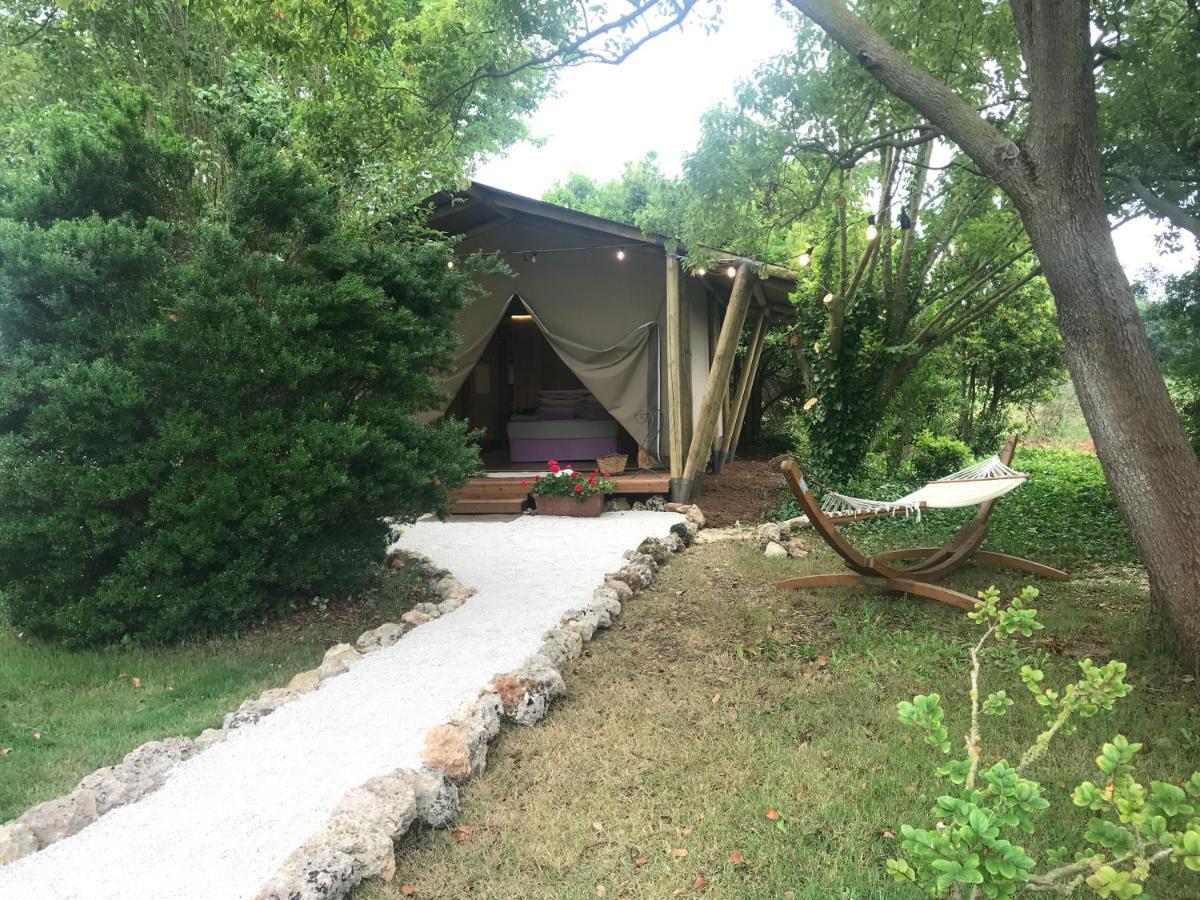 Tenuta Donnanna Agriturismo&Glamping Galatone Buitenkant foto